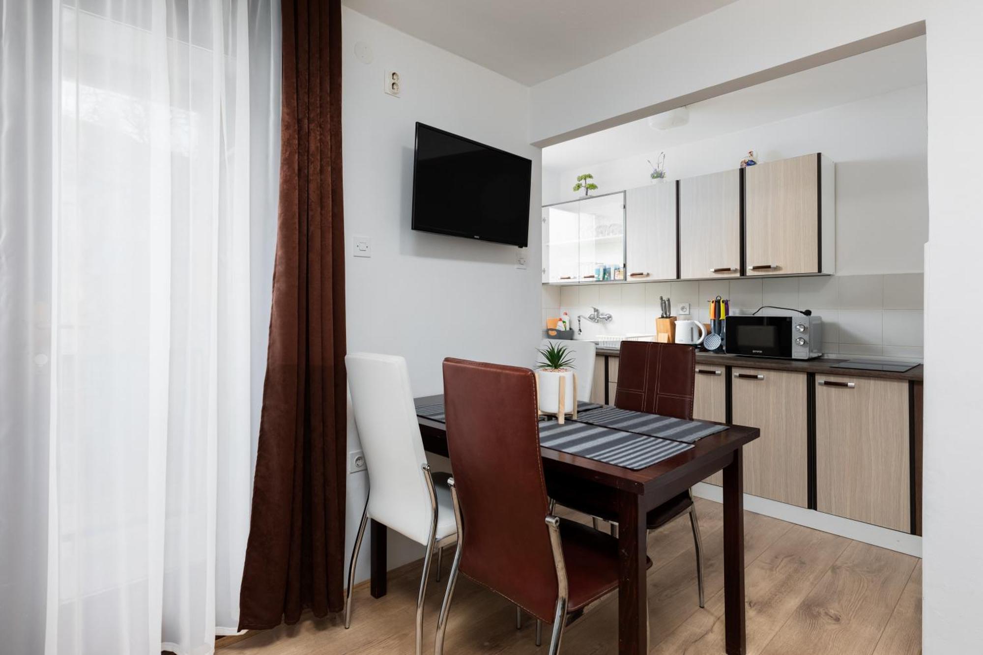 סלוניי Apartmant Borna מראה חיצוני תמונה