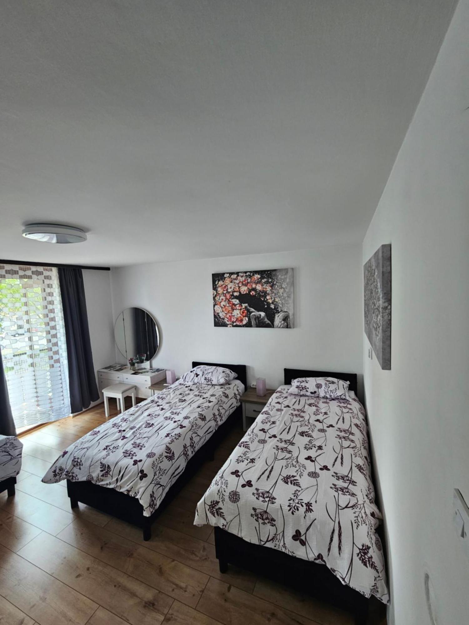 סלוניי Apartmant Borna מראה חיצוני תמונה
